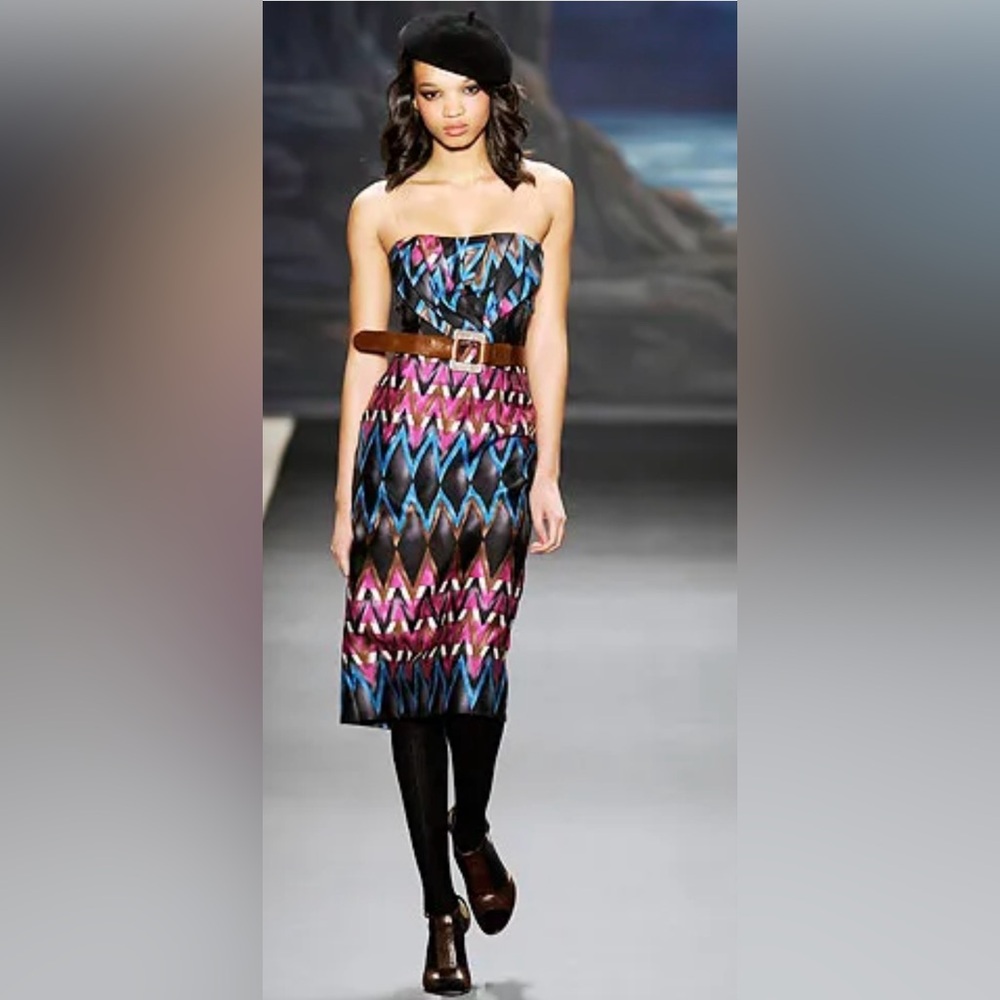 Vtg Tracy Reese Strapless Chevron Sheath Dress 2008 Fall Fashion Week. ZB8